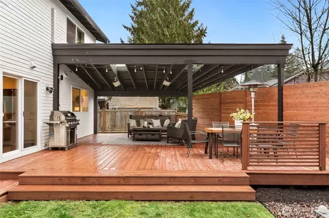 Exterior - 2502 166th Pl SE, Bothell, WA 98012 photo 2 of 6