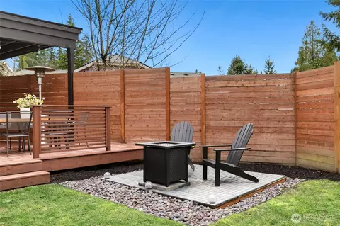 Exterior - 2502 166th Pl SE, Bothell, WA 98012 photo 5 of 6