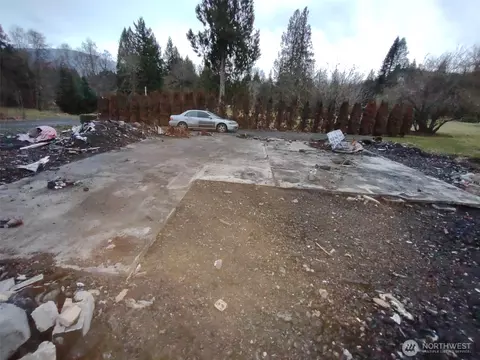 140 Kiona Rd, Randle, WA 98377 photo 4
