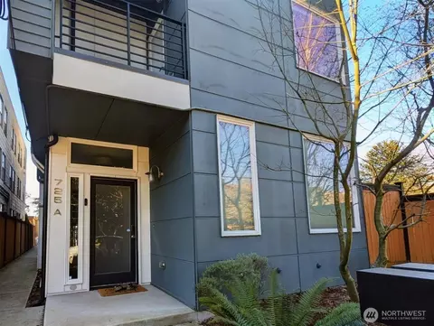725 17th Ave UNIT A, Seattle, WA 98122