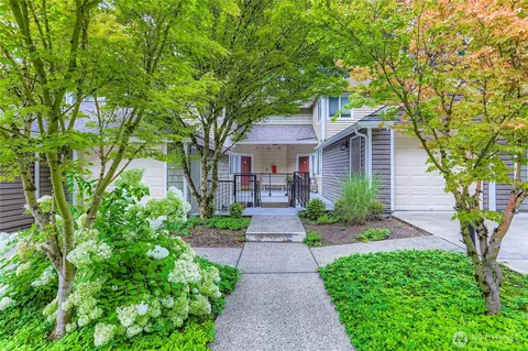 5000 NW Village Park Dr #B-111, Issaquah, WA 98027