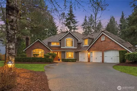 25711 SE 31st Pl, Sammamish, WA 98075