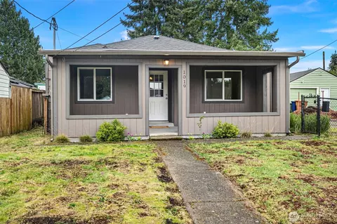 1019 S Rochester St, Tacoma, WA 98465