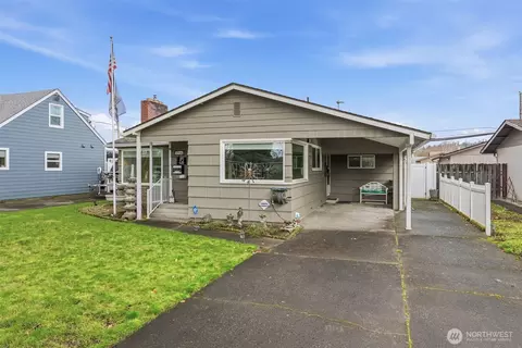 2714 Louisiana St, Longview, WA 98632