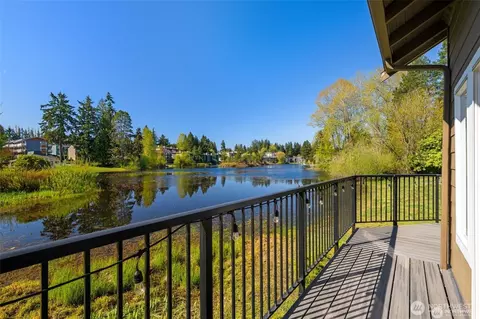 View/Area - 820 E Cady Rd #A304, Everett, WA 98203 photo 1 of 6