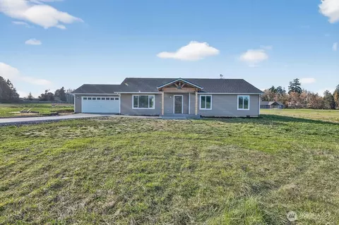 72 Lange Ln, Sequim, WA 98382