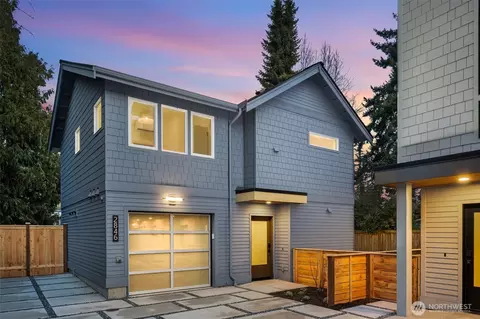 2846 35th Ave W, Seattle, WA 98199