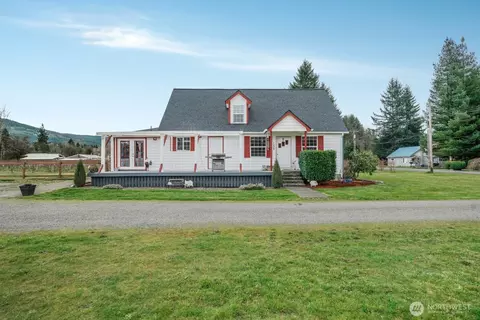 156 Damron Rd, Mossyrock, WA 98564