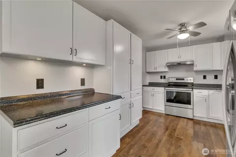 Kitchen - 4202 222nd St E, Spanaway, WA 98387 photo 2 of 3
