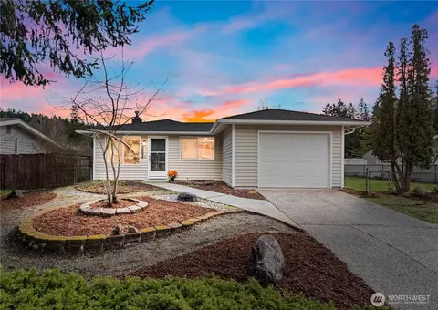 9216 Madrone Cir W, University Place, WA 98467