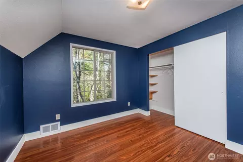 Bedroom - 772 Taylor Cutoff Rd, Sequim, WA 98382 photo 3 of 3