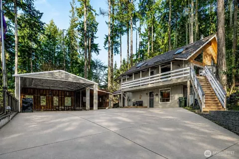 6019 Alameda Ave W, University Place, WA 98467