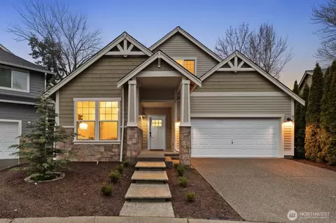 313 50th St SE #38, Auburn, WA 98092