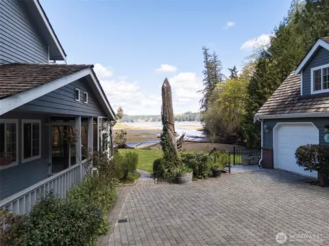 Exterior - 8320 E Grapeview Loop Rd, Allyn, WA 98524 photo 9 of 11