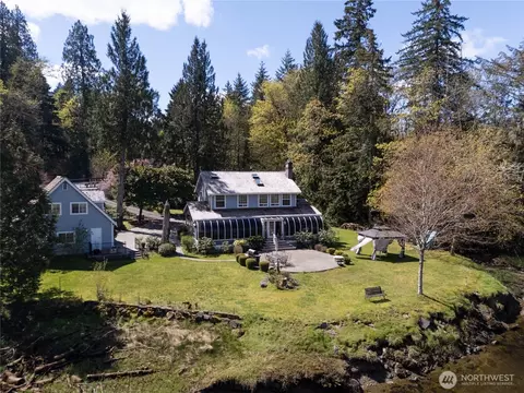 Exterior - 8320 E Grapeview Loop Rd, Allyn, WA 98524 photo 2 of 11