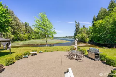 Exterior - 8320 E Grapeview Loop Rd, Allyn, WA 98524 photo 8 of 11