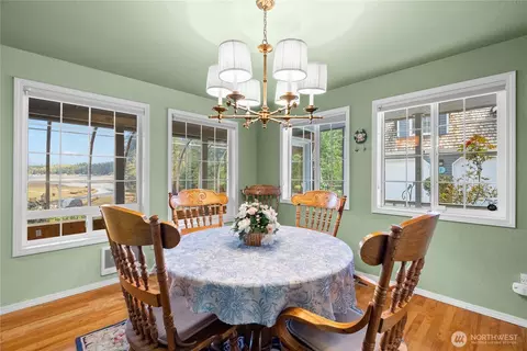 Dining - 8320 E Grapeview Loop Rd, Allyn, WA 98524 photo 1 of 1