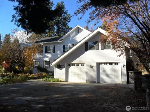 522 Summit Ave, Leavenworth, WA 98826