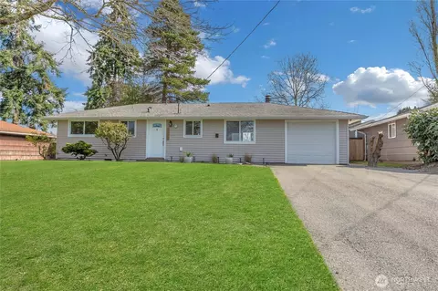 27030 14th Ave S, Des Moines, WA 98198
