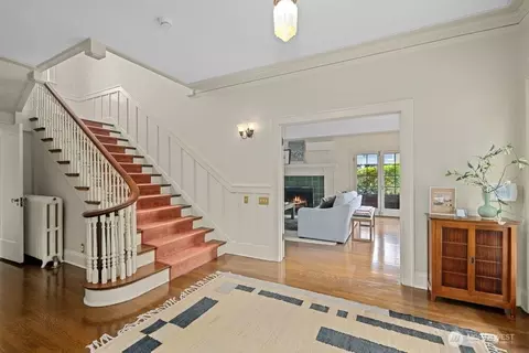 939 21st Ave E, Seattle, WA 98112 photo 3