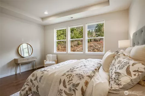 Bedroom - 19307 58th Ave SE, Bothell, WA 98012 photo 1 of 5