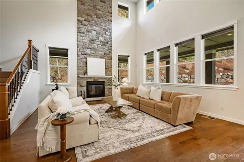 Living - 19307 58th Ave SE, Bothell, WA 98012 photo 3 of 3