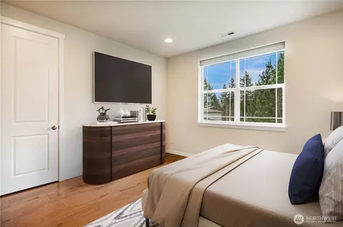 Bedroom - 19307 58th Ave SE, Bothell, WA 98012 photo 3 of 5