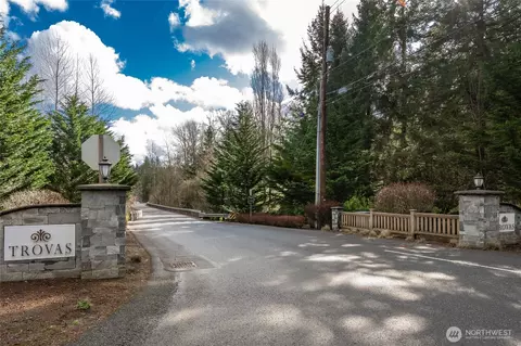 View/Area - 19307 58th Ave SE, Bothell, WA 98012 photo 1 of 2