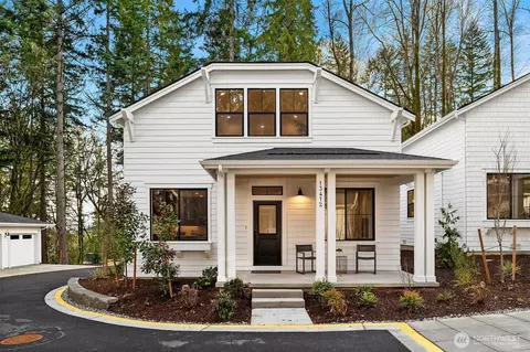 13472 NE 112th Pl, Redmond, WA 98052
