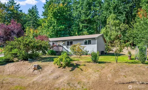 2044 Parker Rd, Camano Island, WA 98282