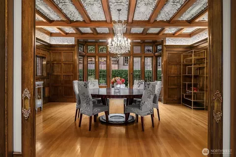 Dining - 803 E Prospect St, Seattle, WA 98102 photo 1 of 3