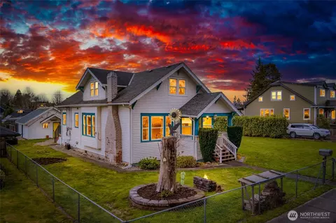 1022 Oakes Ave, Everett, WA 98201