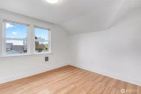 Bedroom - 1022 Oakes Ave, Everett, WA 98201 photo 7 of 7