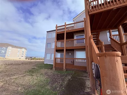 1399 Ocean Shores Blvd SW #1N-A, Ocean Shores, WA 98569