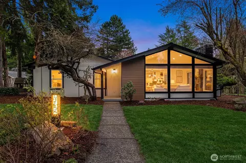 14020 NE 62nd St, Redmond, WA 98052