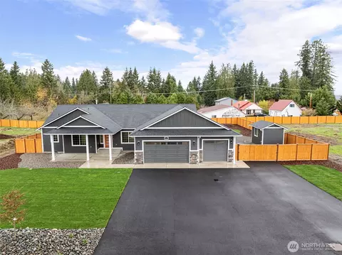 821 Barbara Ln, Centralia, WA 98531