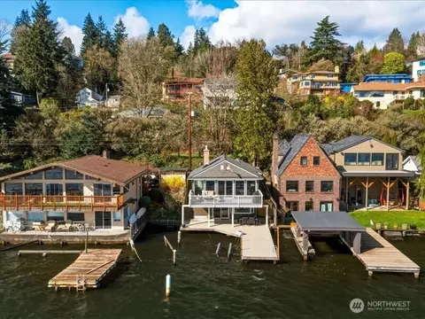 11262 Riviera Pl NE, Seattle, WA 98125
