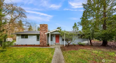 1494 Greenville Dr, Bellingham, WA 98226