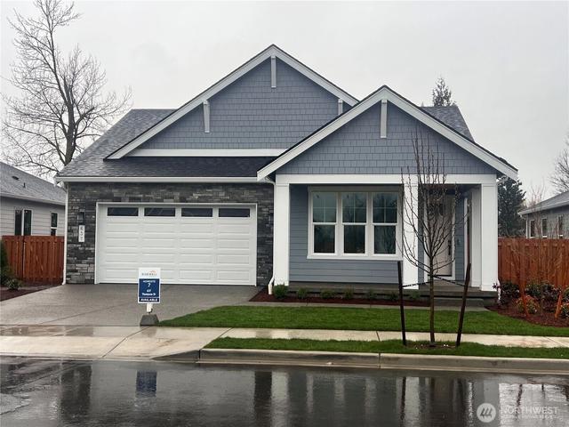 637 Thompson Dr, Enumclaw, WA 98022
