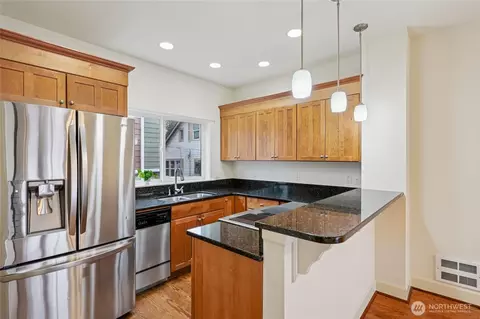 Kitchen - 2814 E Spring St, Seattle, WA 98122 photo 3 of 5