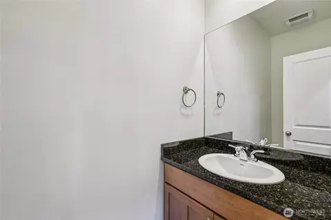 Bath - 2814 E Spring St, Seattle, WA 98122 photo 3 of 3
