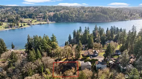 3965 Faith Pl, Bremerton, WA 98312