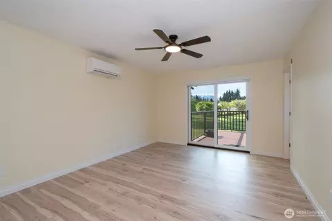 Bedroom - 272 Grandview Dr, Sequim, WA 98382 photo 1 of 6