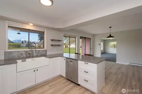 Kitchen - 272 Grandview Dr, Sequim, WA 98382 photo 3 of 3