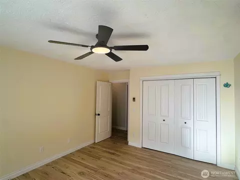 Bedroom - 272 Grandview Dr, Sequim, WA 98382 photo 2 of 6