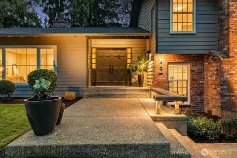6101 85th Pl SE, Mercer Island, WA 98040