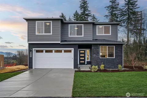 3323 219th Ave E, Lake Tapps, WA 98391