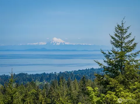 400 Harbor View Dr, Port Angeles, WA 98363