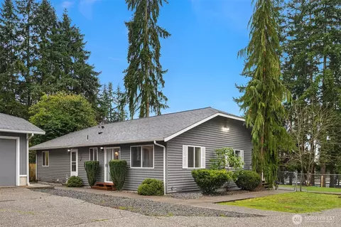 Exterior - 12401 8th Dr SE, Everett, WA 98208 photo 5 of 5