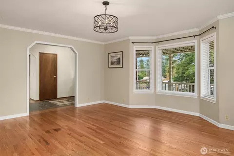 Living - 12401 8th Dr SE, Everett, WA 98208 photo 2 of 3
